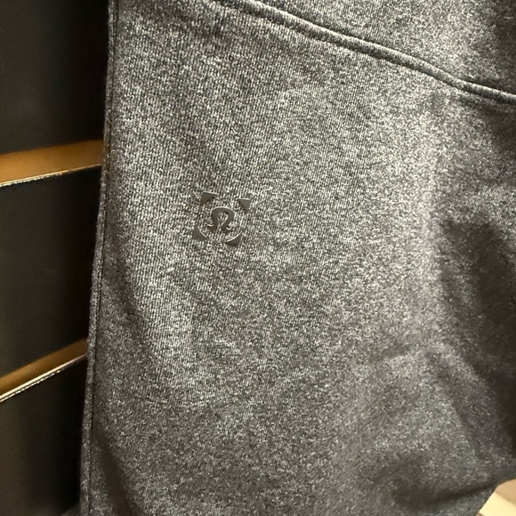 Lululemon Mens Discipline Pant size L - Picture 3 of 6